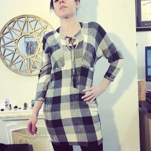 Black/cream plaid dress/long top